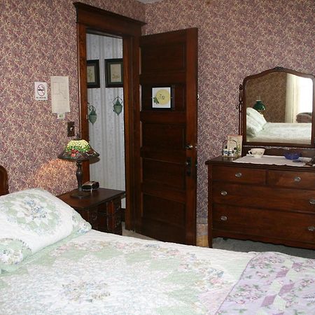 Serendipity Bed And Breakfast Saugatuck Εξωτερικό φωτογραφία