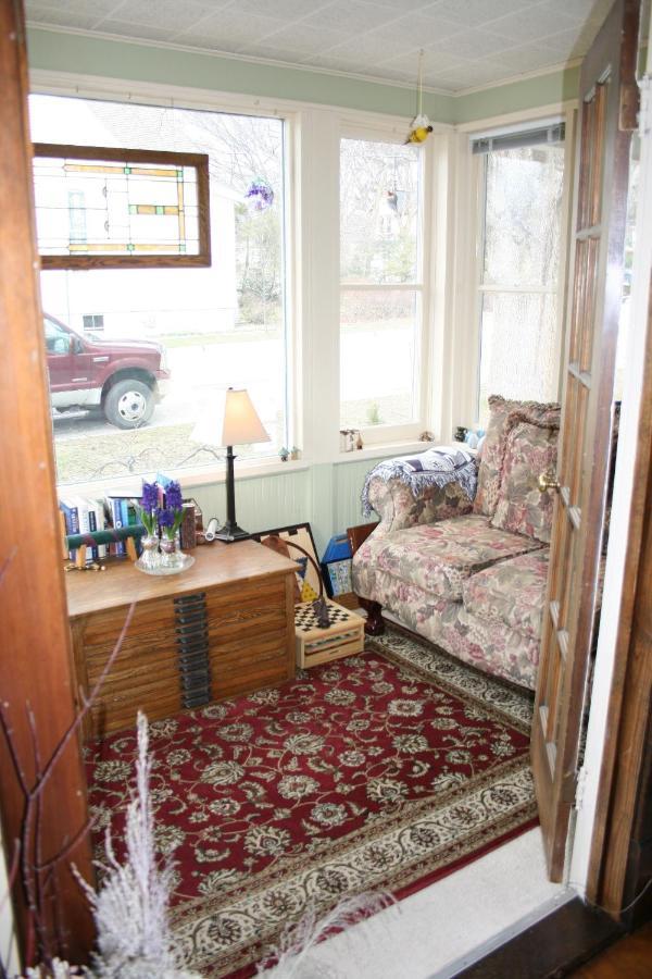 Serendipity Bed And Breakfast Saugatuck Εξωτερικό φωτογραφία